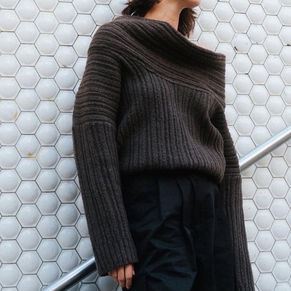 modern citizen jamie chunky asymmetric-neck sweater in espresso